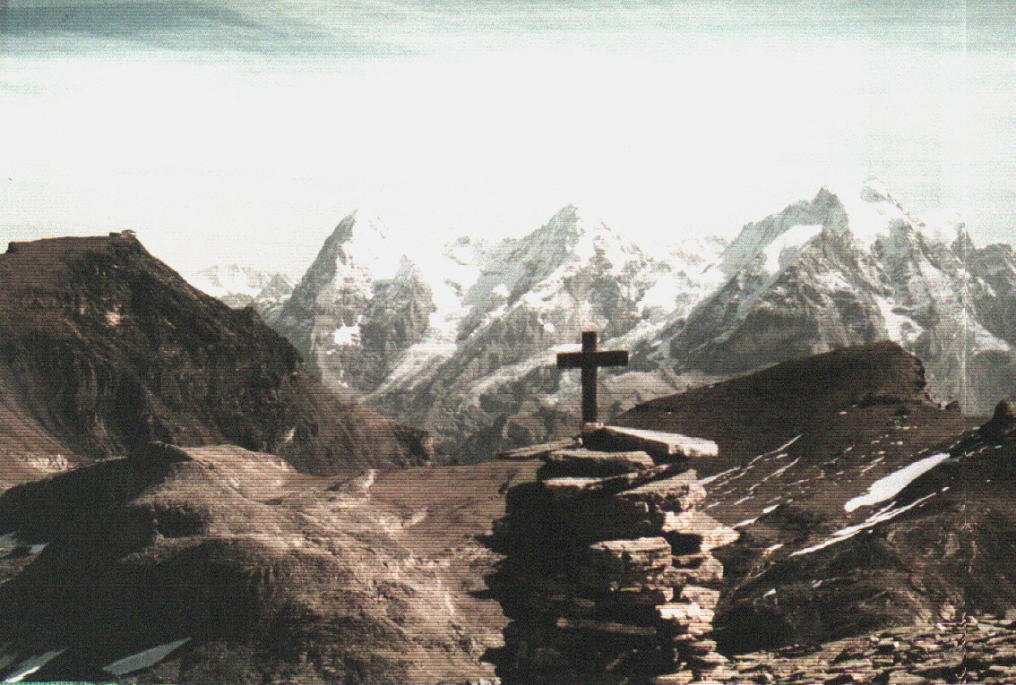 A panoramic view form the top of Wild Andrist